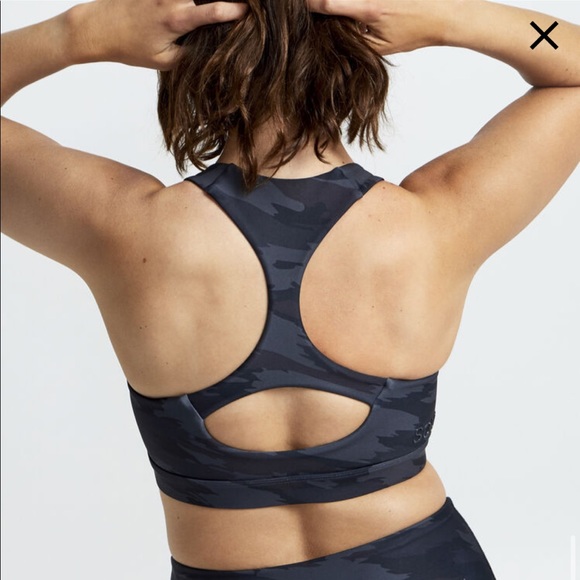 Soul cycle camo bra - Picture 3 of 4